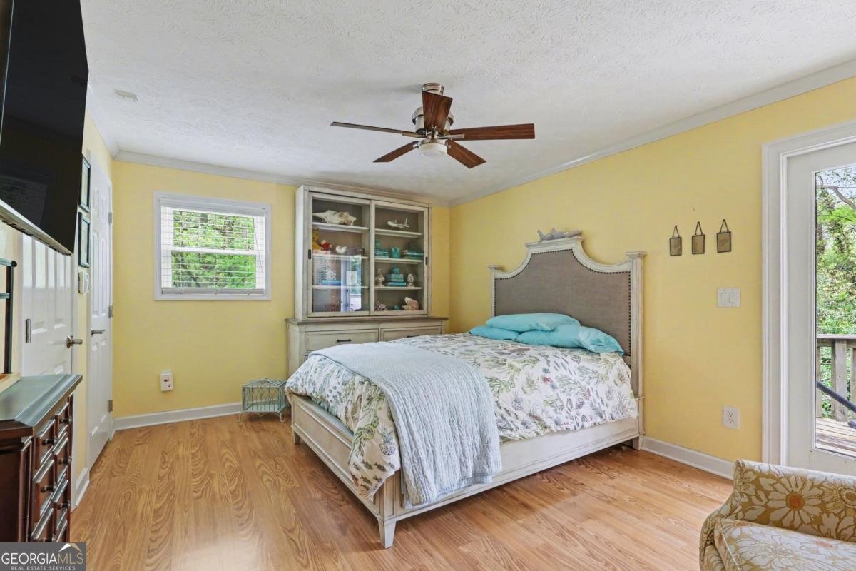 4191 Whispering Forest Court Lilburn - Photo 17