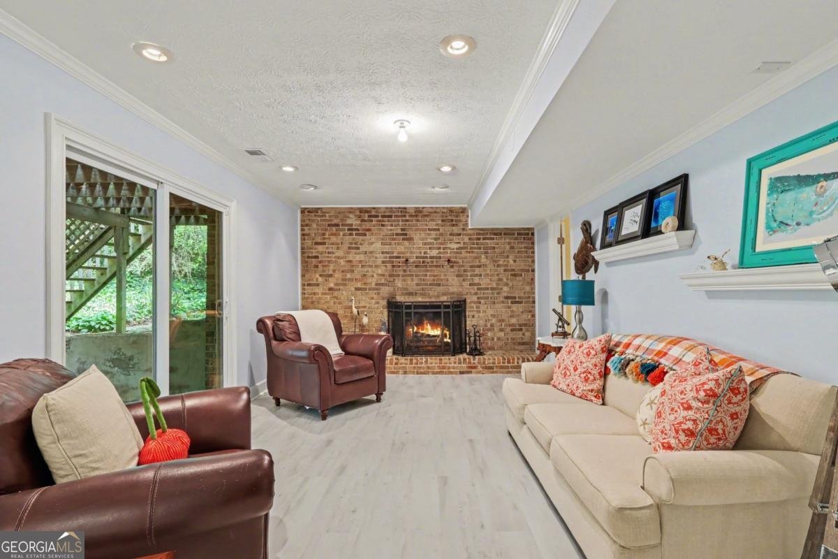 4191 Whispering Forest Court Lilburn - Photo 19