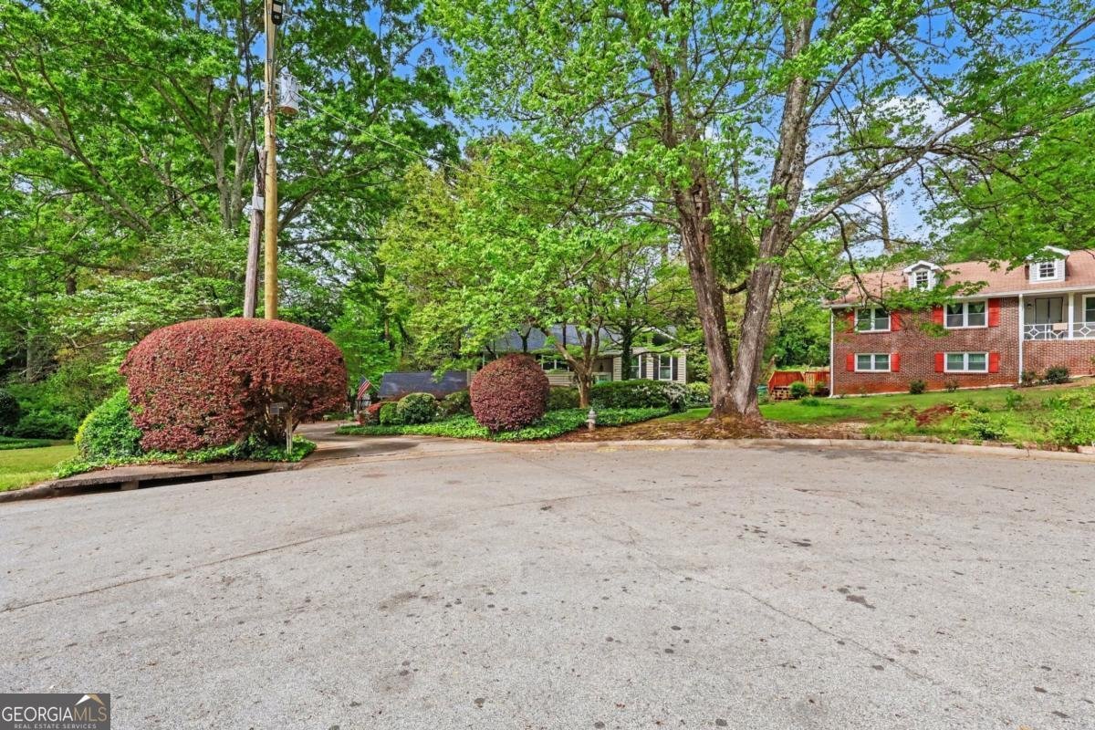 4191 Whispering Forest Court Lilburn - Photo 37