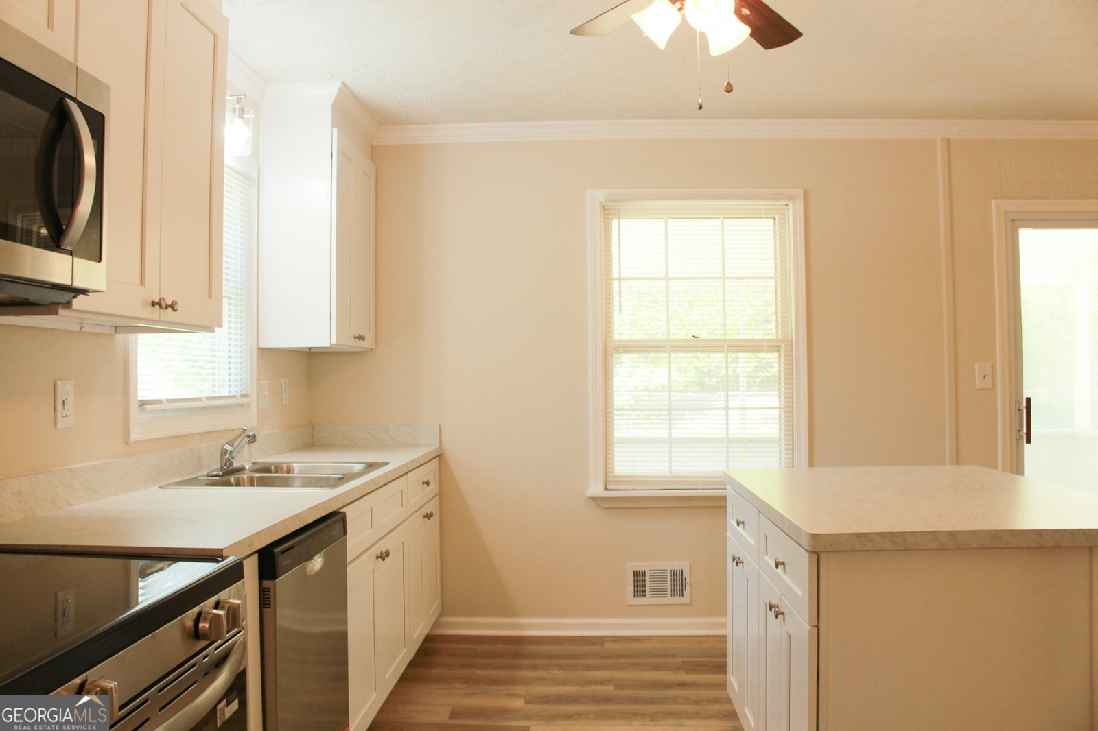 2230 SW ROLLING ACRES CT Conyers - Photo 6