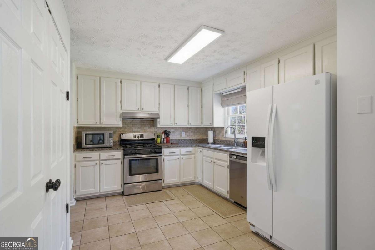 3366 Woodlaurel Drive Snellville - Photo 14