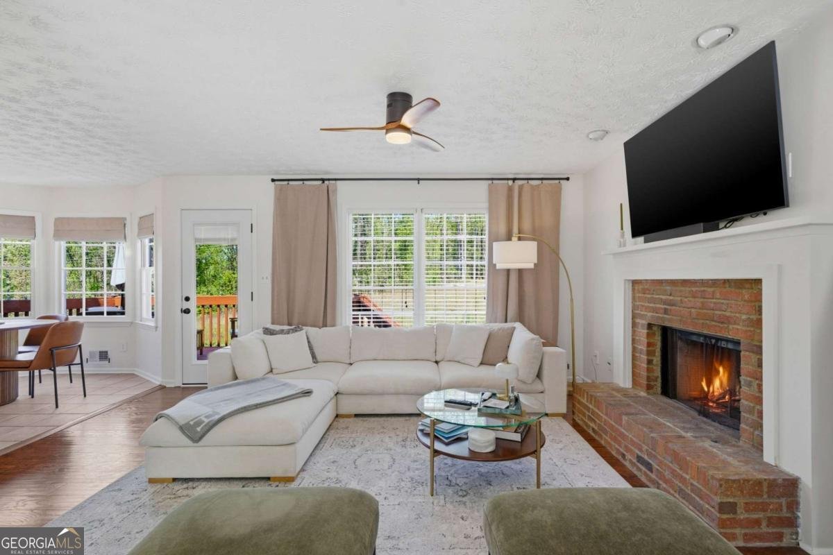 3366 Woodlaurel Drive Snellville - Photo 18