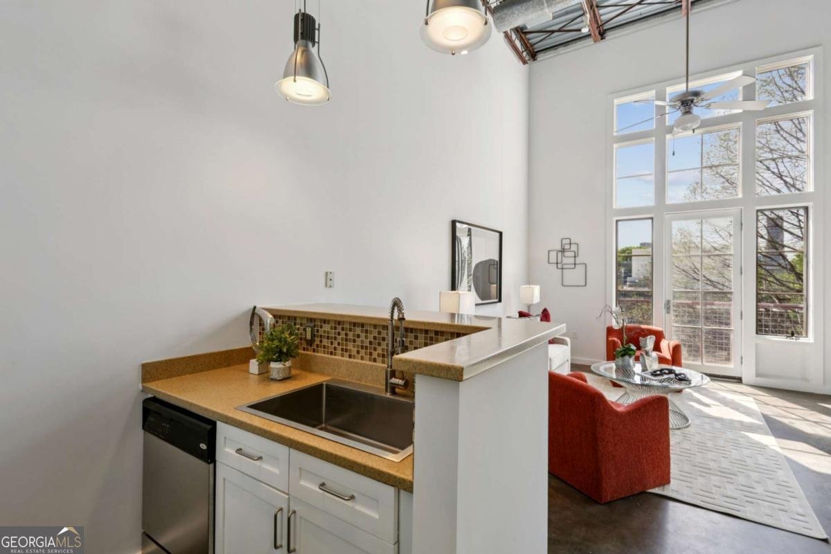 572 Edgewood Avenue Atlanta - Photo 8