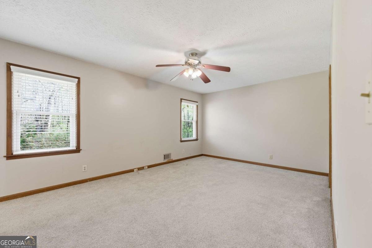 185 Redwood Circle Fayetteville - Photo 12