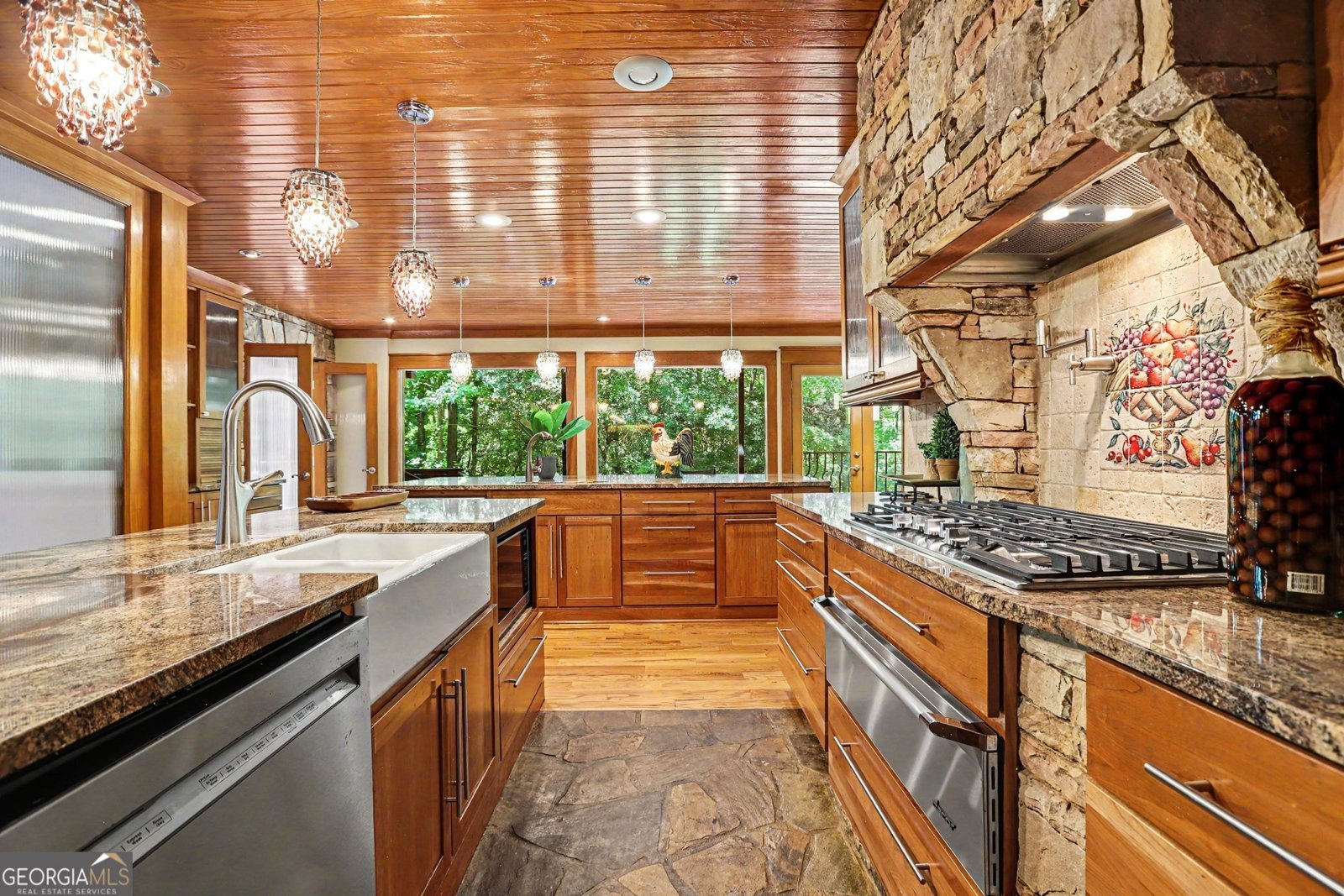 320 Skyridge Drive Atlanta - Photo 9