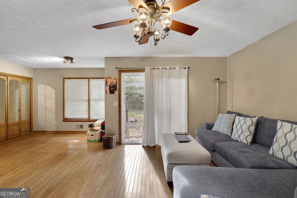 3180 Halifax Drive Cumming - Photo 10