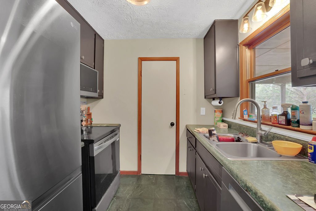 3180 Halifax Drive Cumming - Photo 11