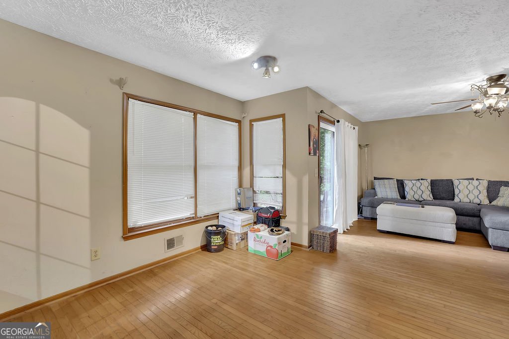 3180 Halifax Drive Cumming - Photo 8