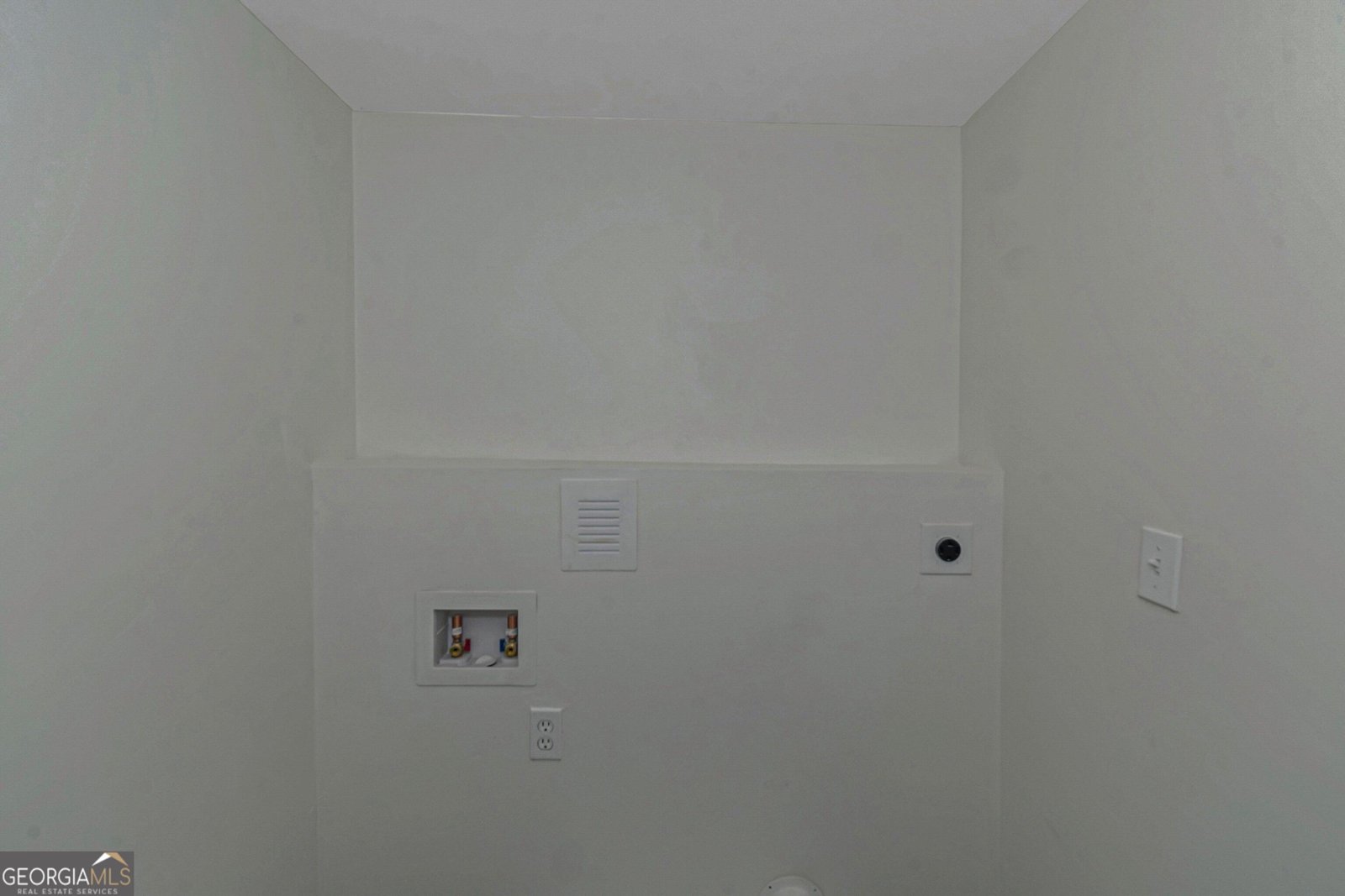 204 Mill Street Barnesville - Photo 29