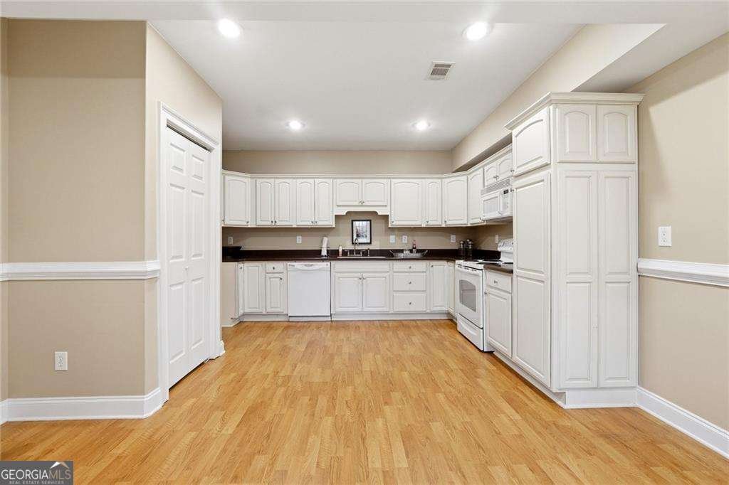 221 May Apple Lane Alpharetta - Photo 33