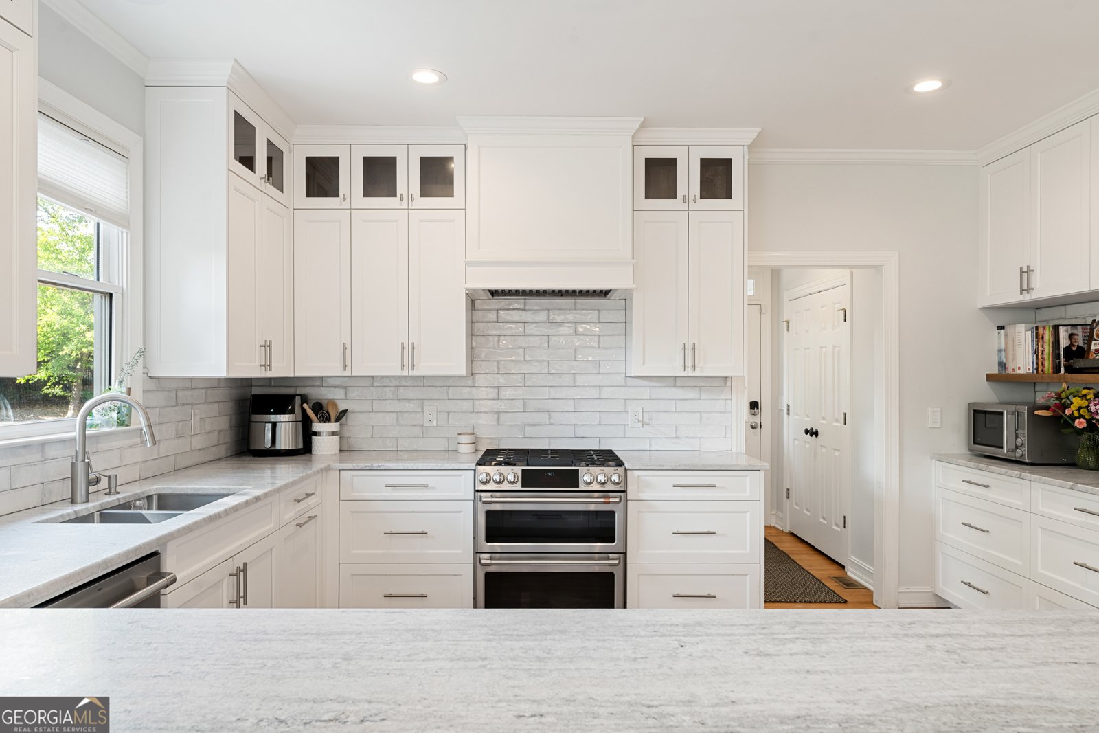 540 Heron Run Court Alpharetta - Photo 9