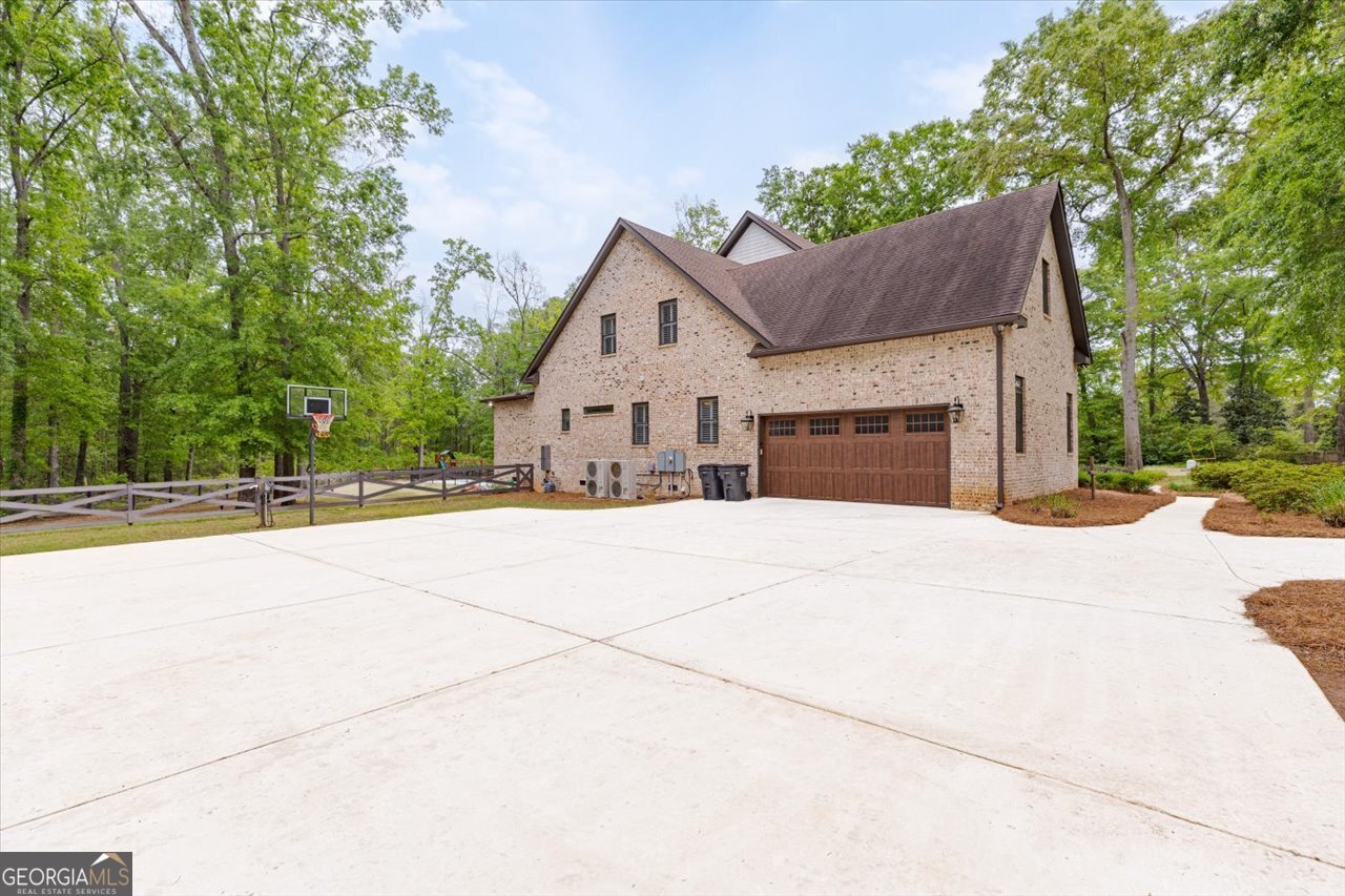 1031 Cherokee Road Perry - Photo 6