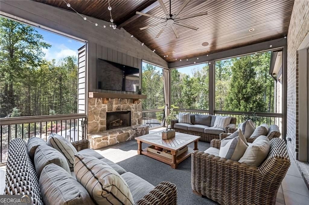 4256 Alba Lane Buford - Photo 18