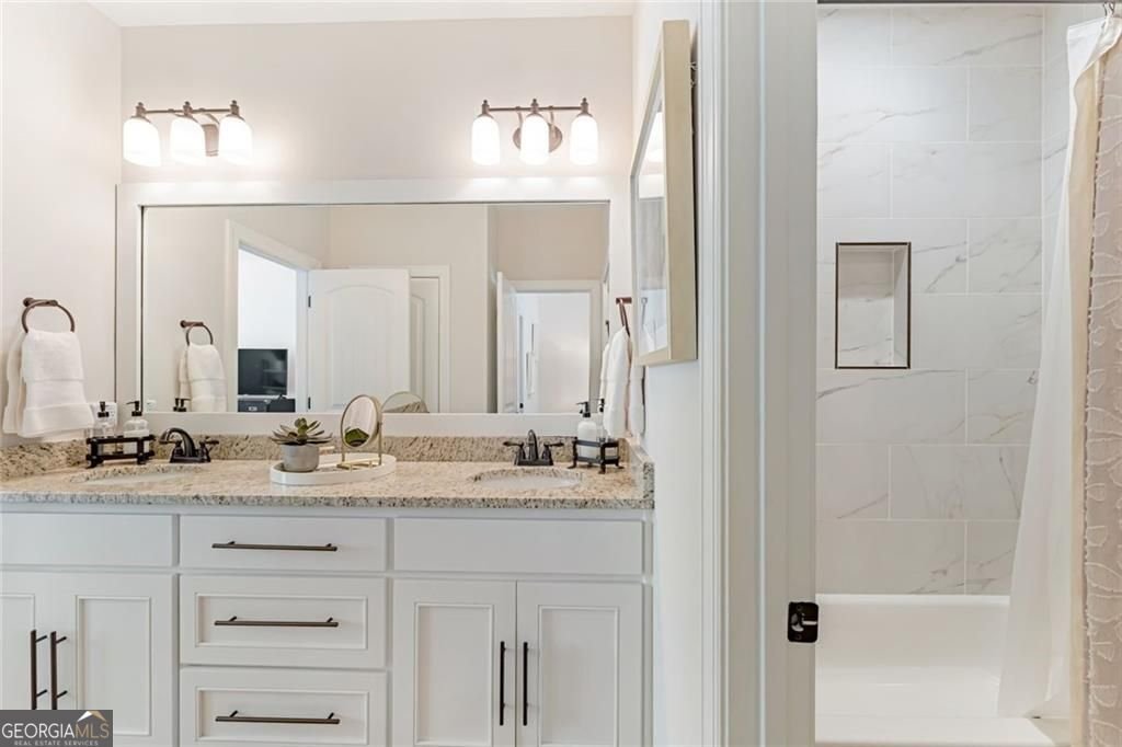 4256 Alba Lane Buford - Photo 29