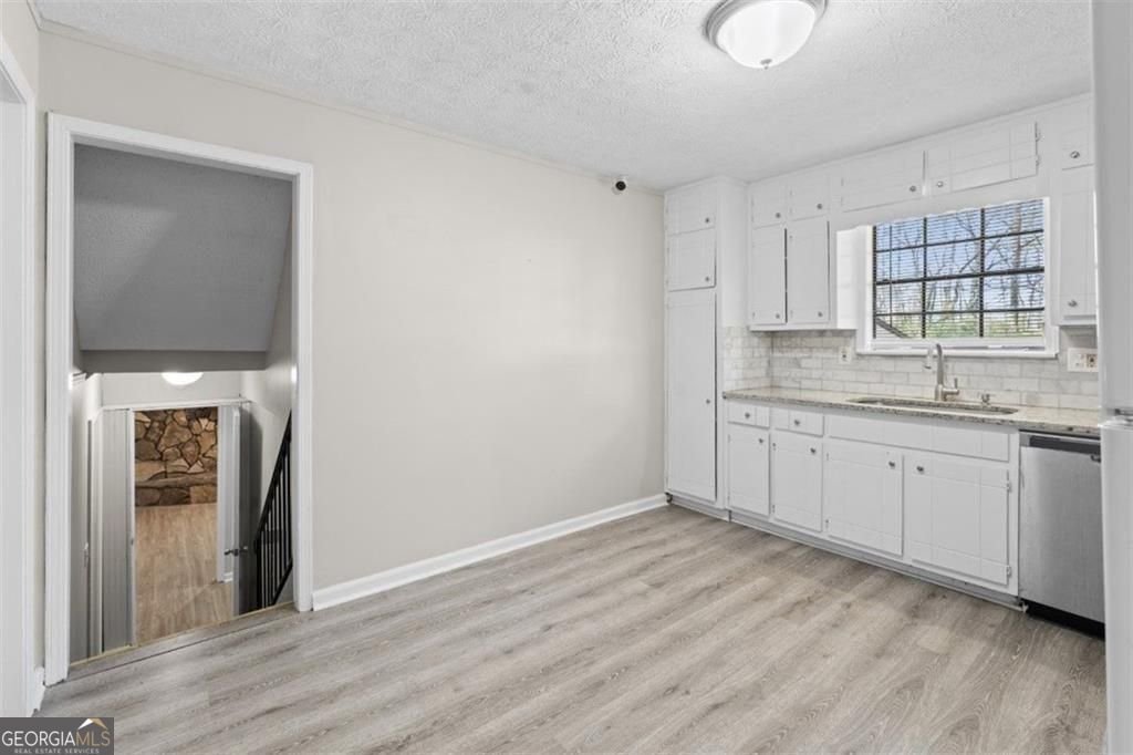 559 Autumn Drive Riverdale - Photo 10