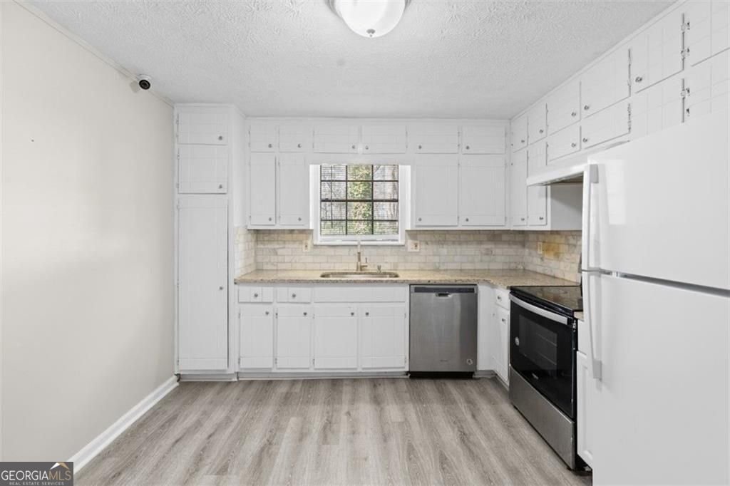 559 Autumn Drive Riverdale - Photo 9