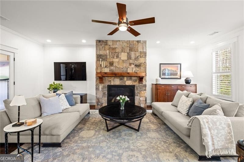 4606 Windsor Drive Flowery Branch - Photo 11