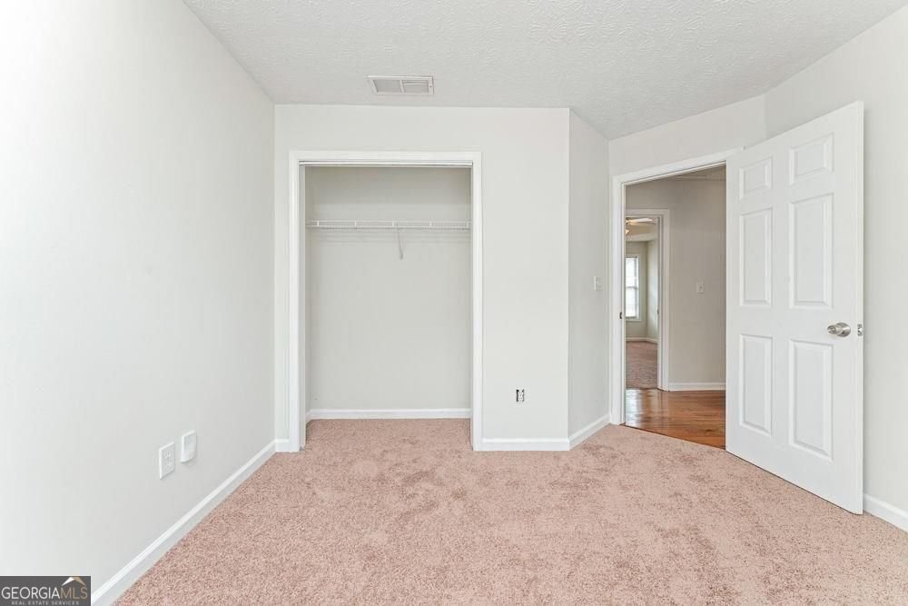 310 Pebblestone Drive Loganville - Photo 11