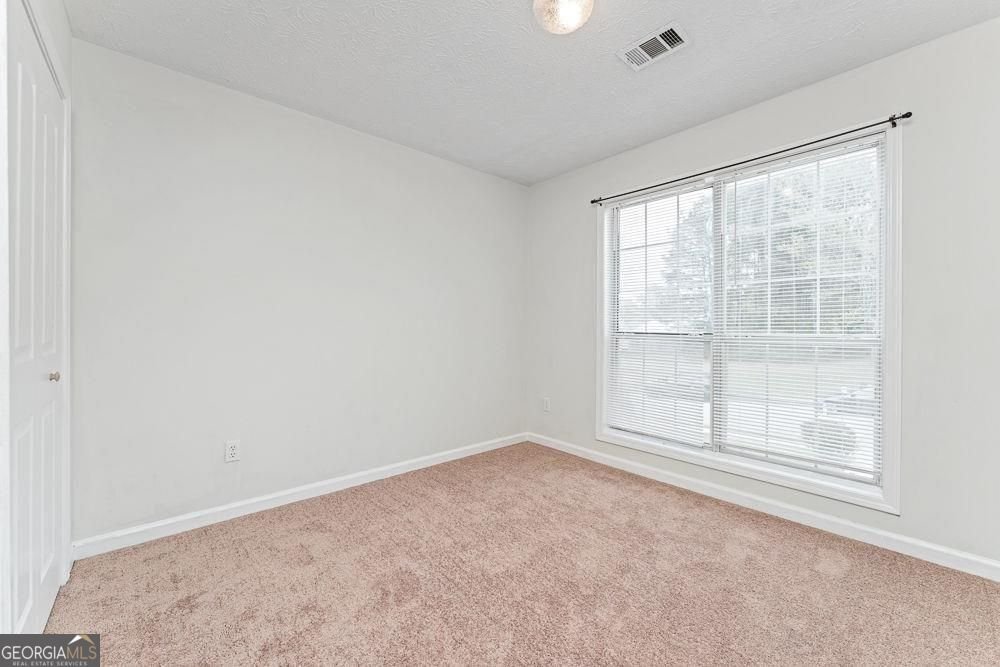 310 Pebblestone Drive Loganville - Photo 13