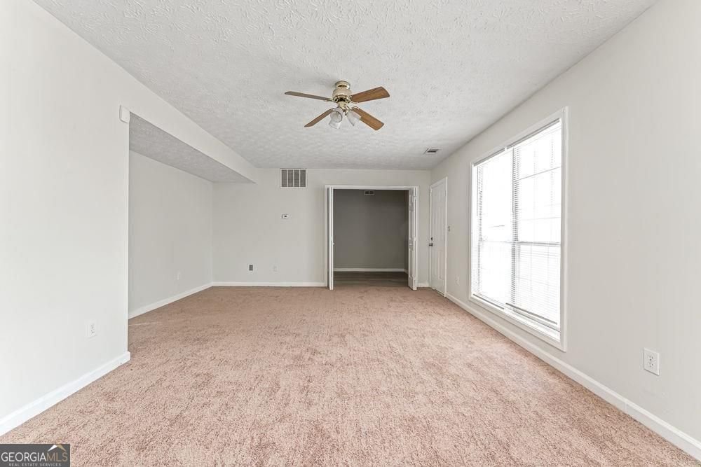 310 Pebblestone Drive Loganville - Photo 14