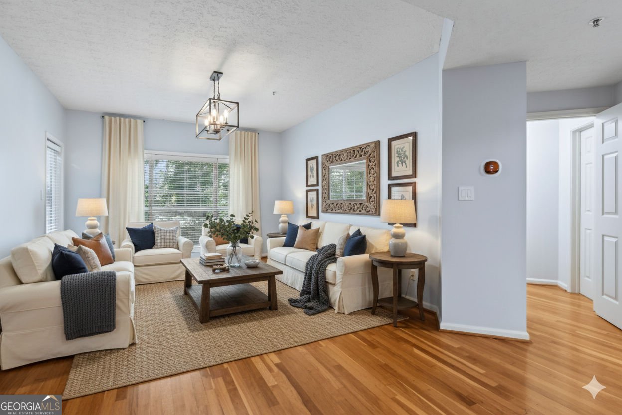 1250 Parkwood Circle Atlanta - Photo 9