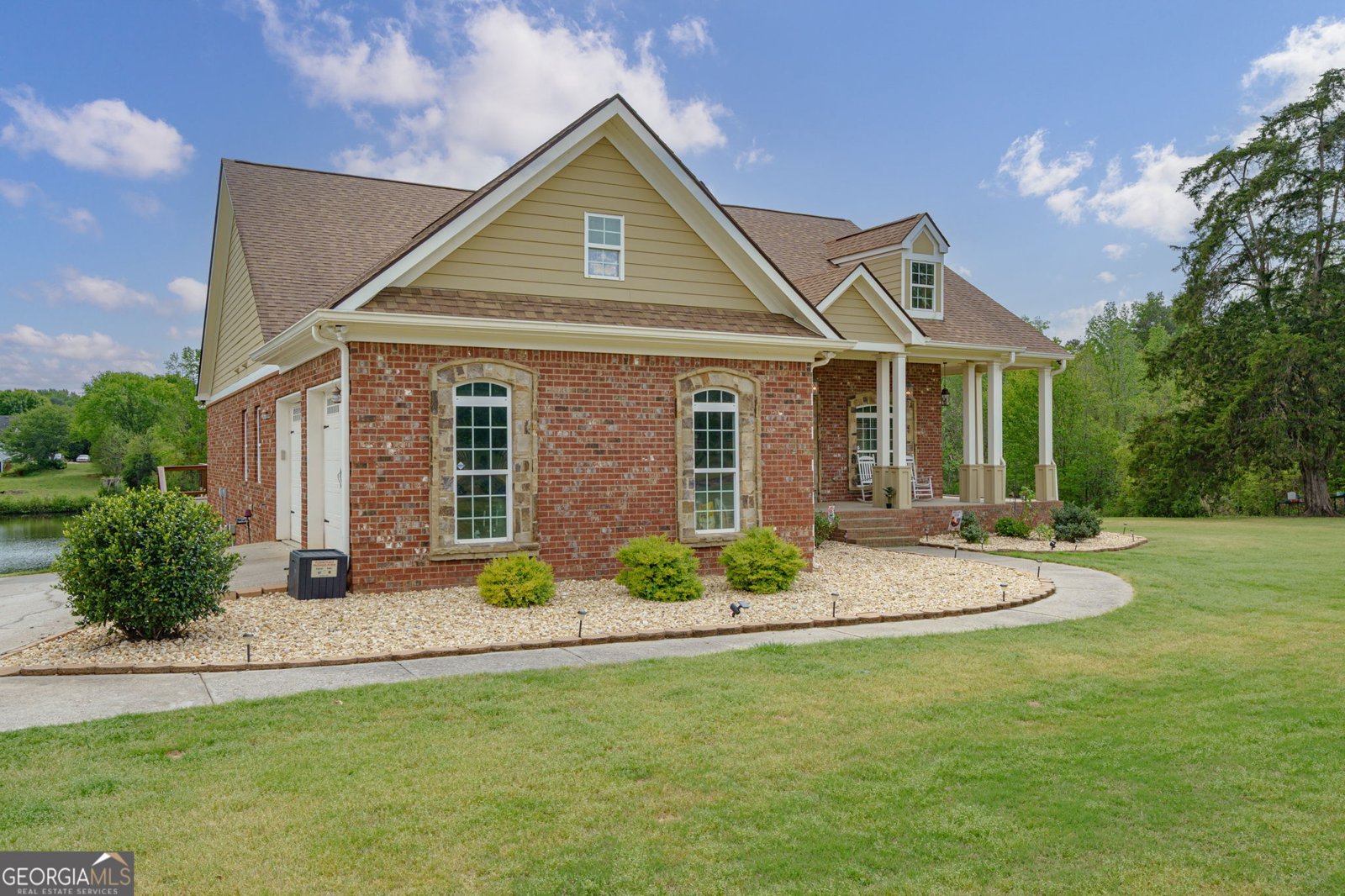 725 Amber Lakes Court Social Circle - Photo 10