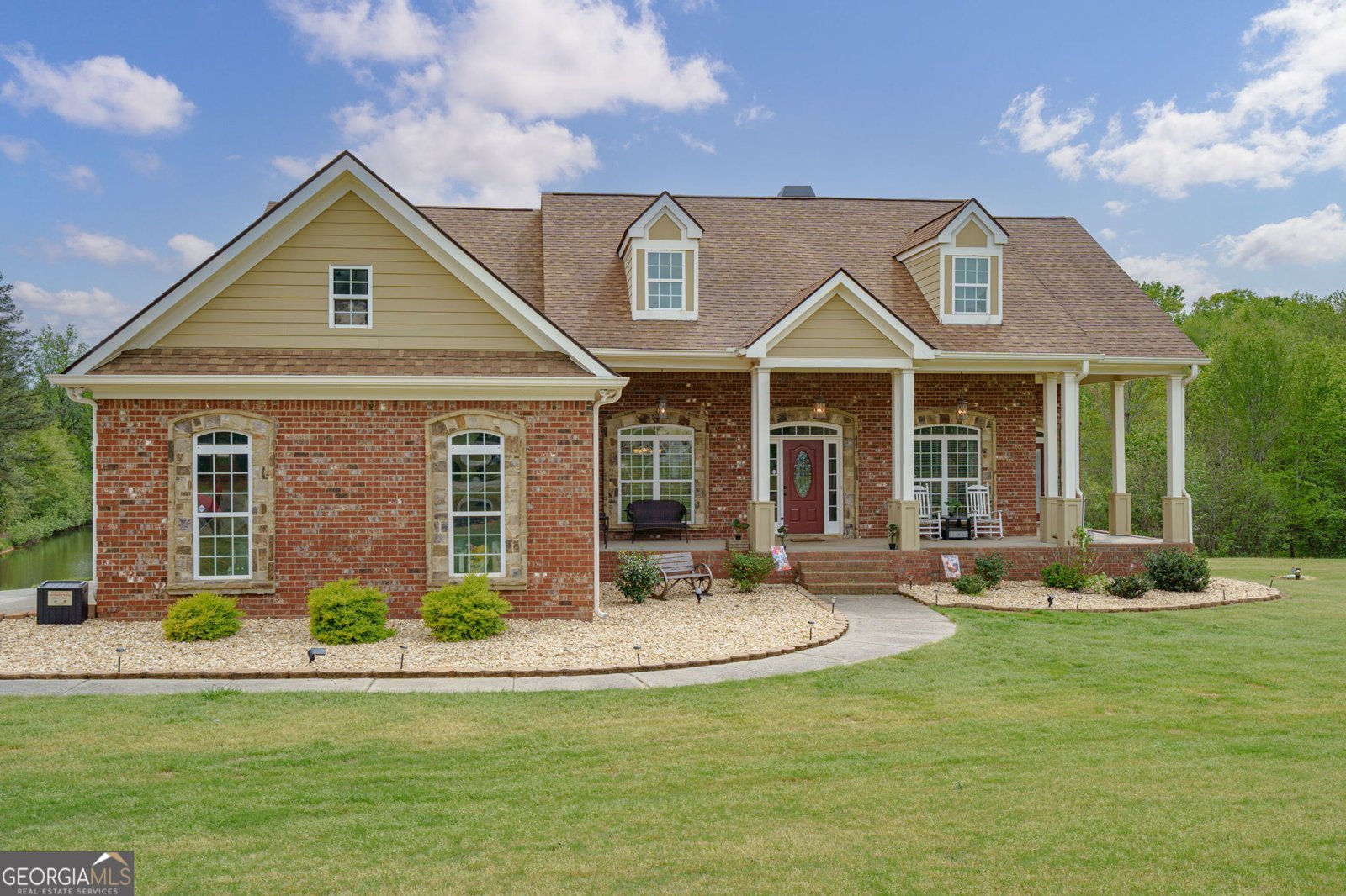 725 Amber Lakes Court Social Circle - Photo 11