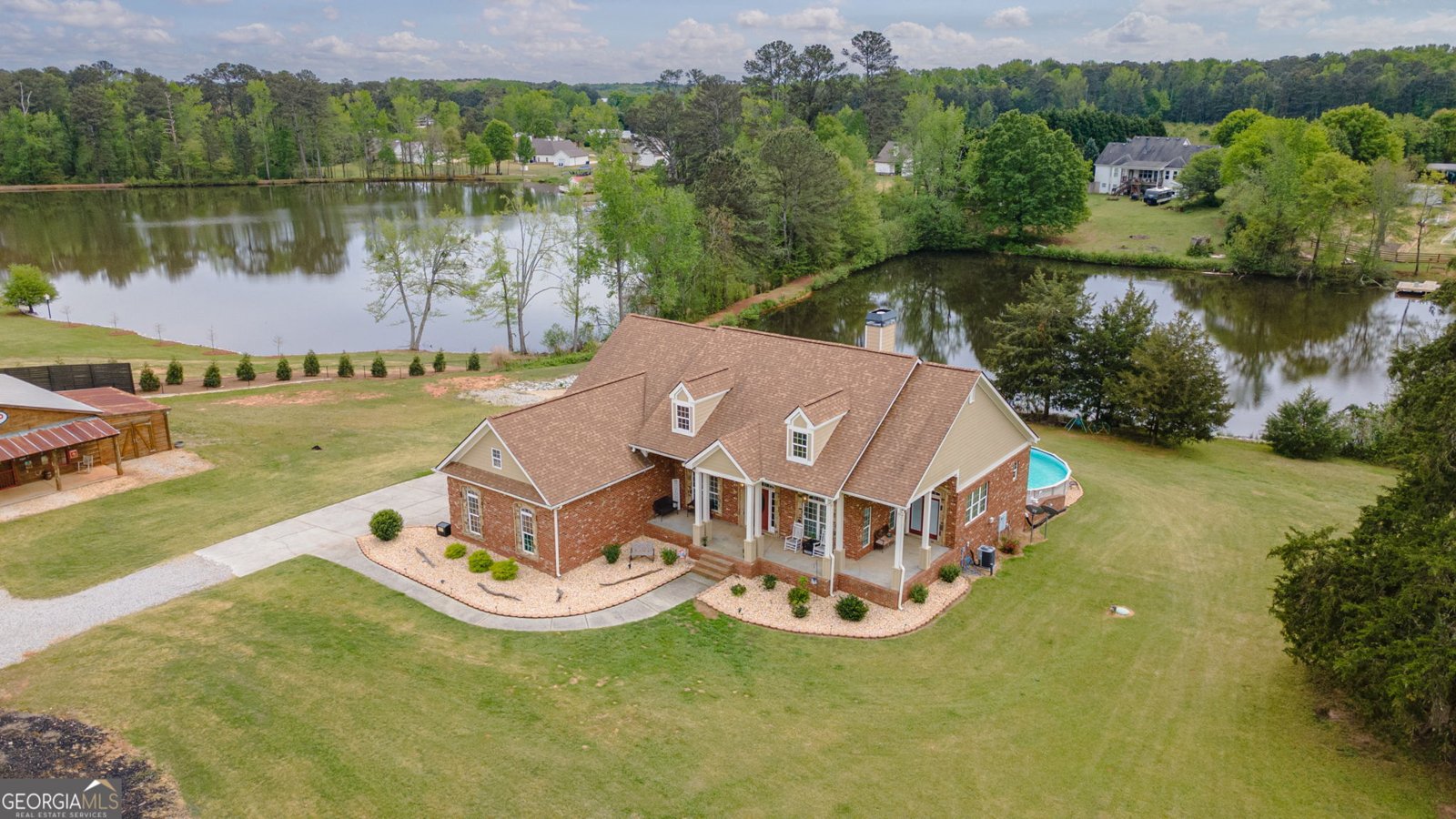 725 Amber Lakes Court Social Circle - Photo 6