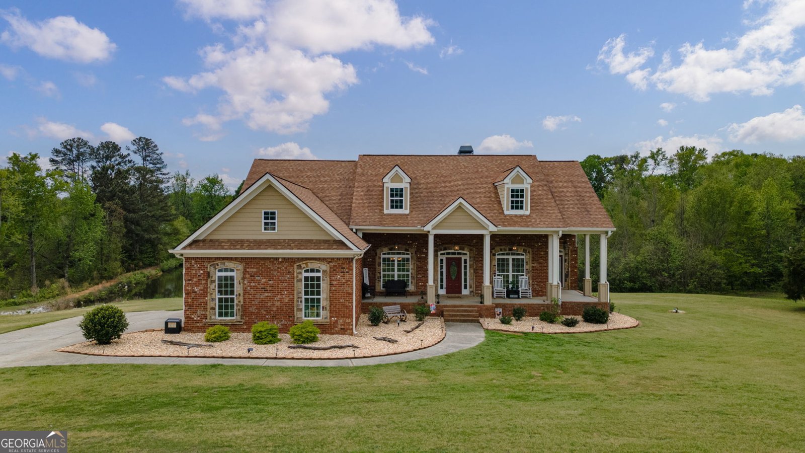 725 Amber Lakes Court Social Circle - Photo 9