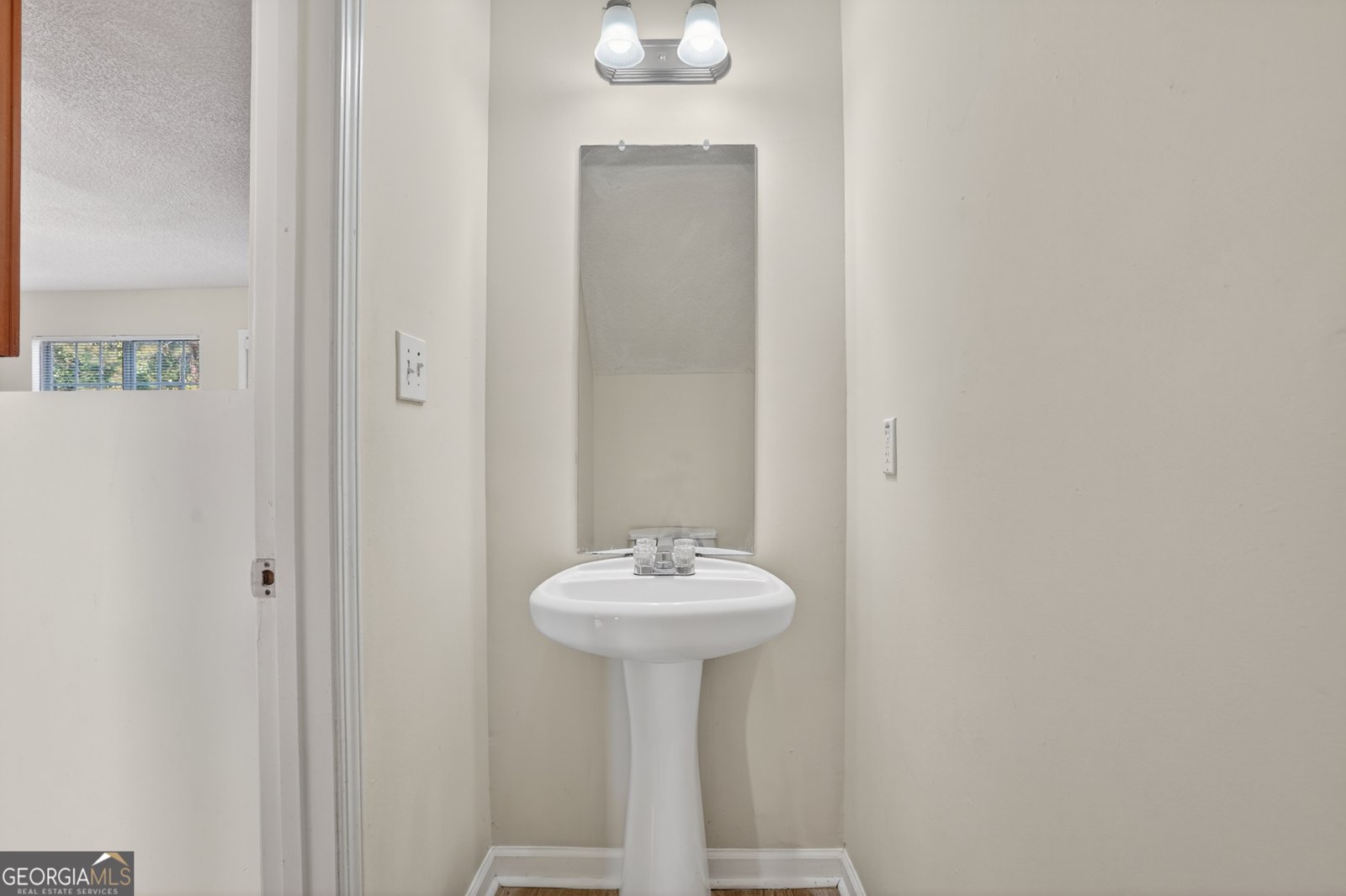 8100 Oakley Circle Union City - Photo 8