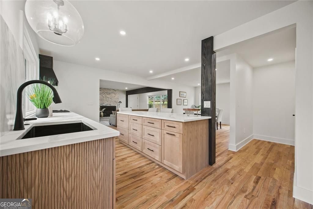 2433 Helmsdale Atlanta - Photo 11