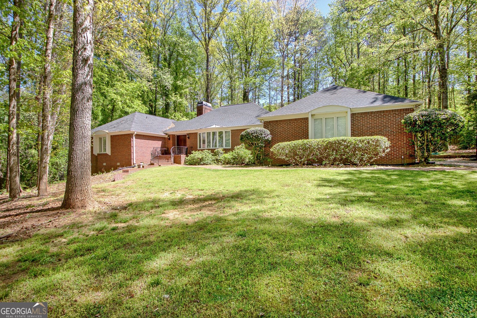 455 Birkdale Drive Fayetteville - Photo 1
