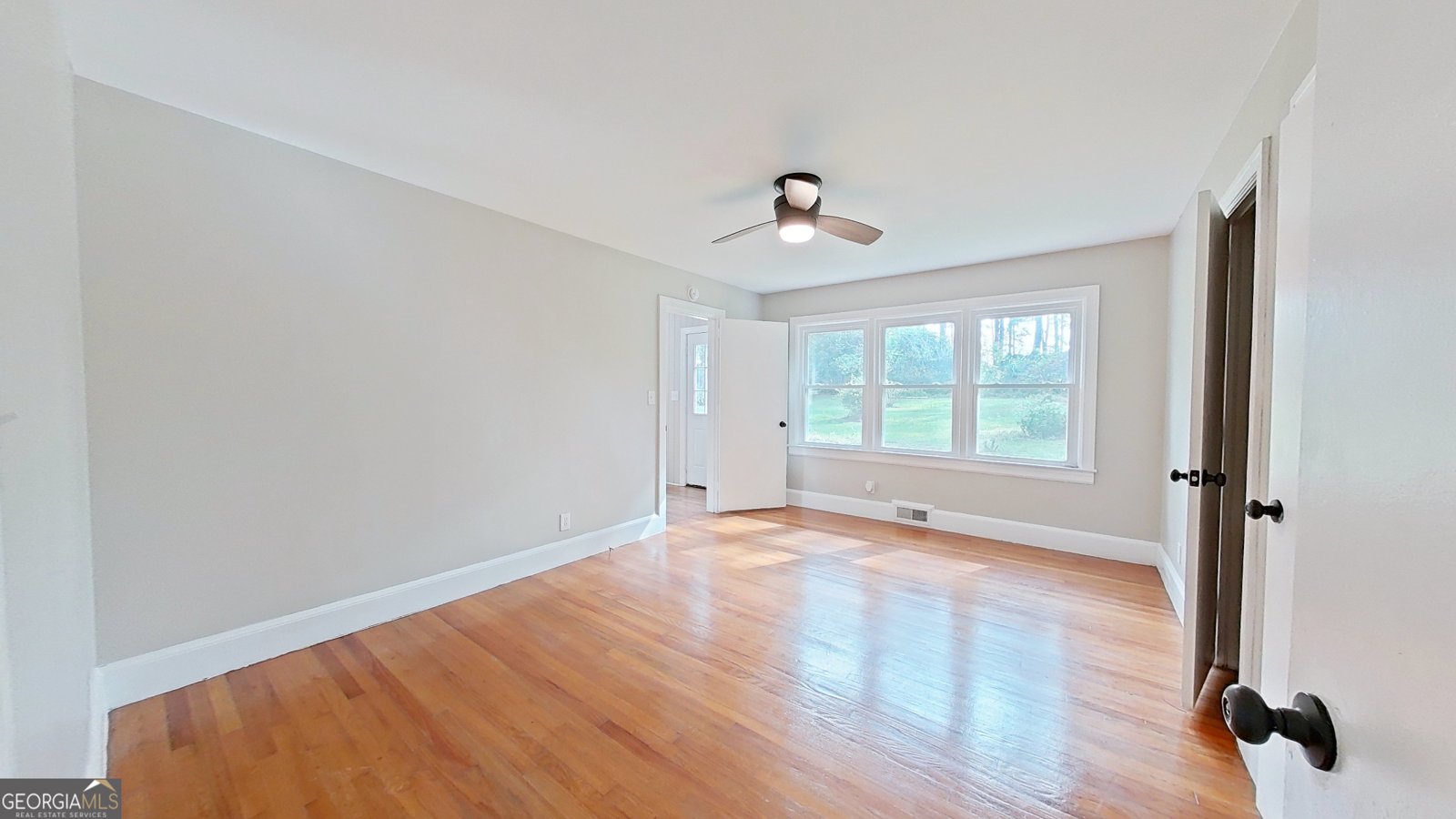 481 4Th Street Cairo - Photo 24