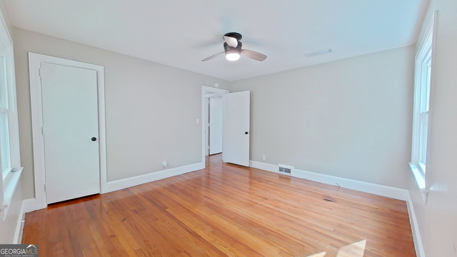 481 4Th Street Cairo - Photo 40