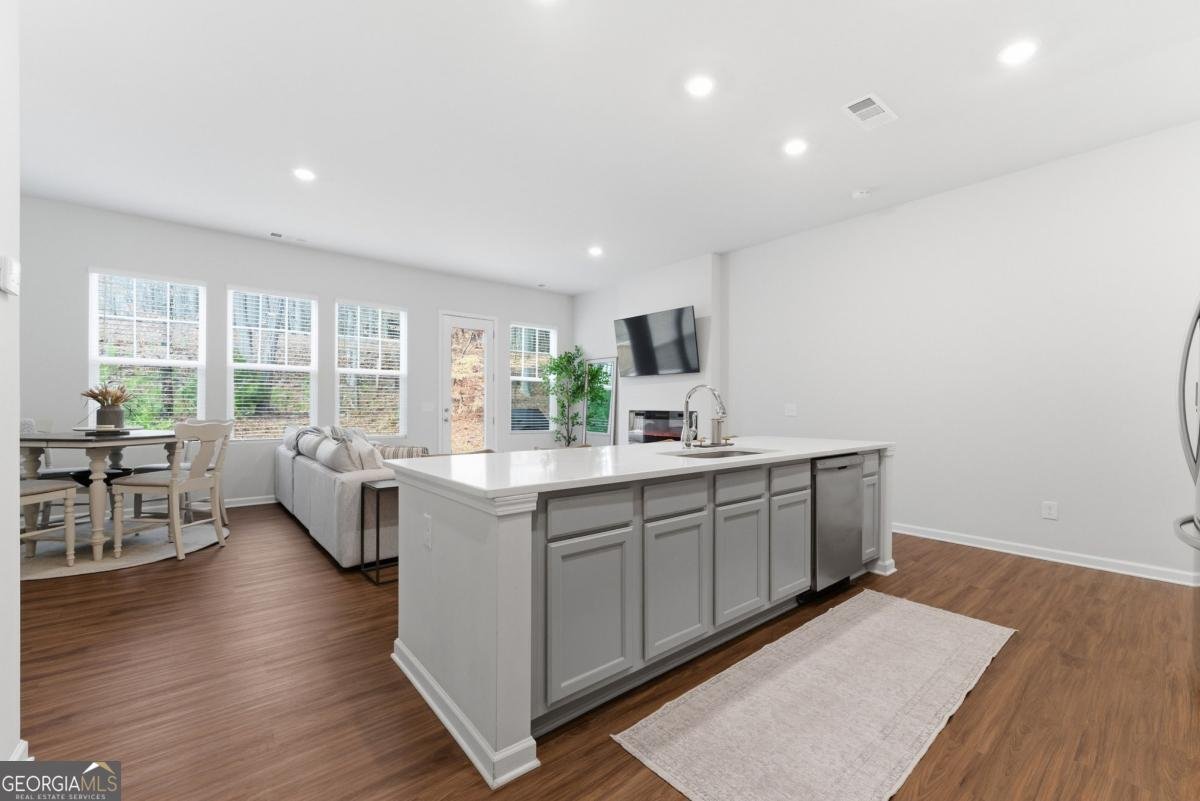 487 Bishop Lane Woodstock - Photo 6