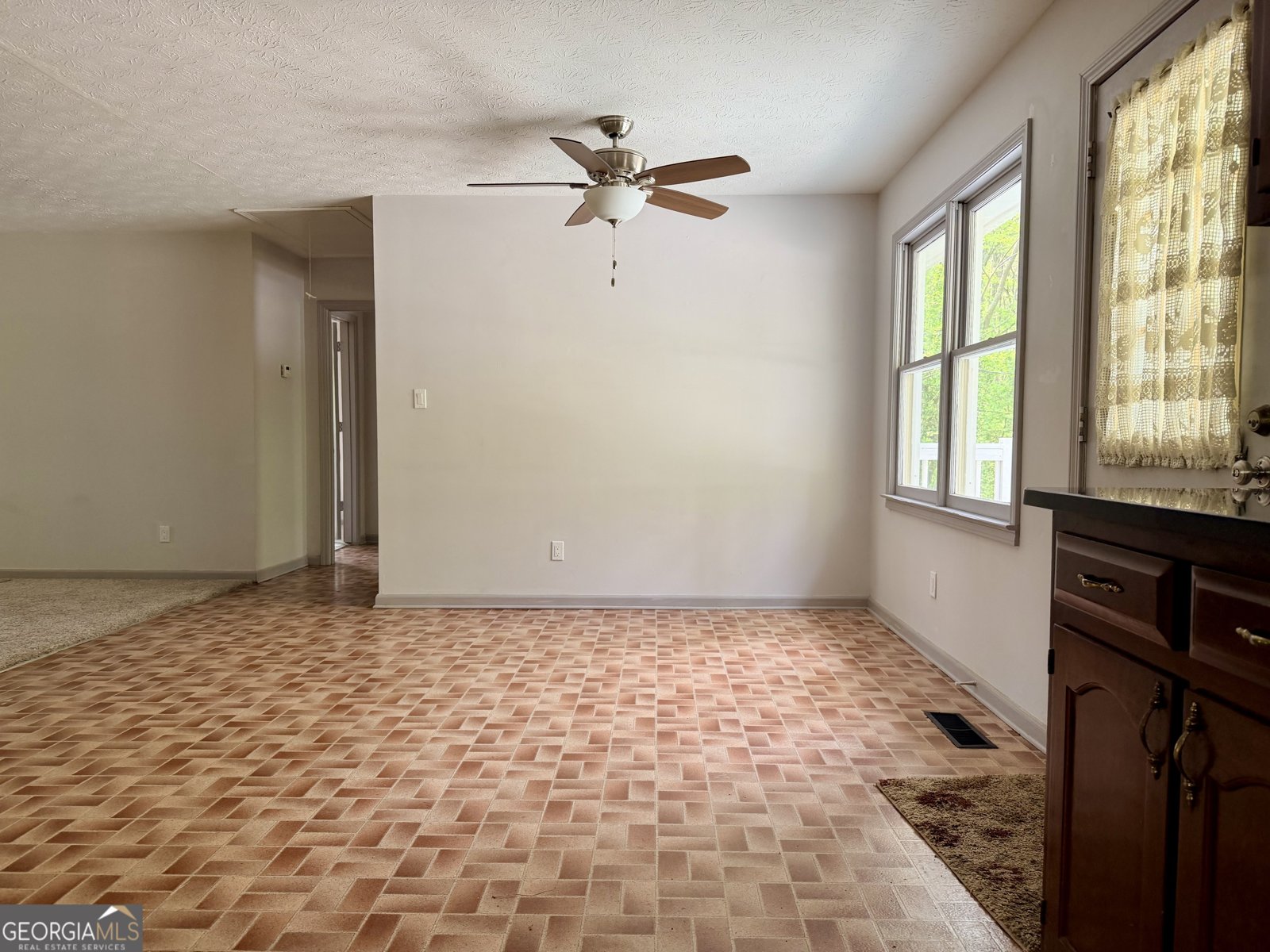 1129 Cave Springs Road Douglasville - Photo 13