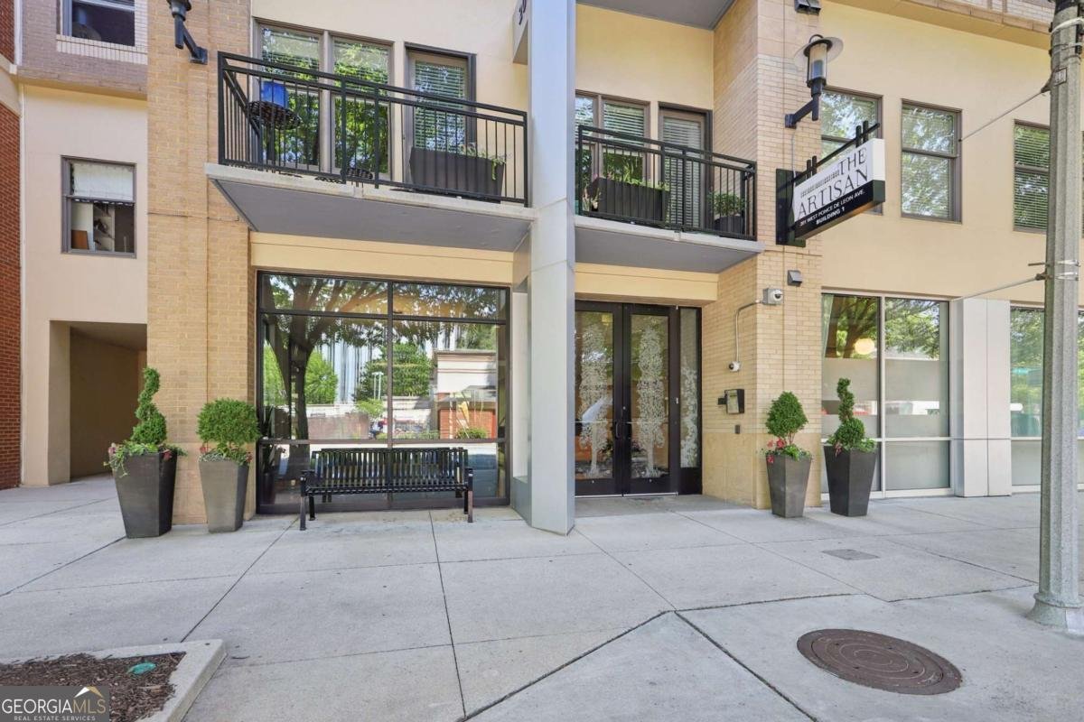 201 Ponce De Leon Avenue Decatur - Photo 1