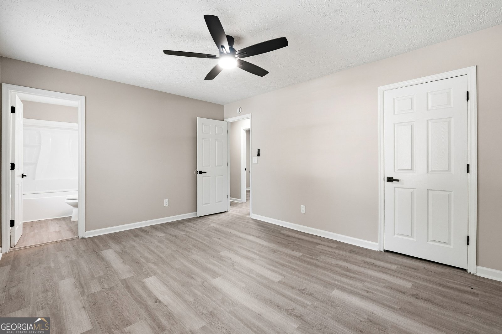 683 Wood Path Court Stone Mountain - Photo 16