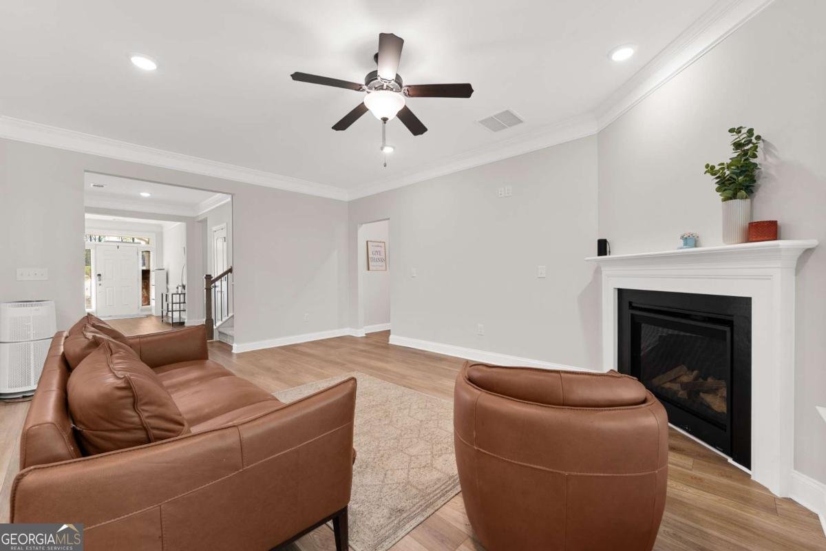 6870 Kate Lane Flowery Branch - Photo 8