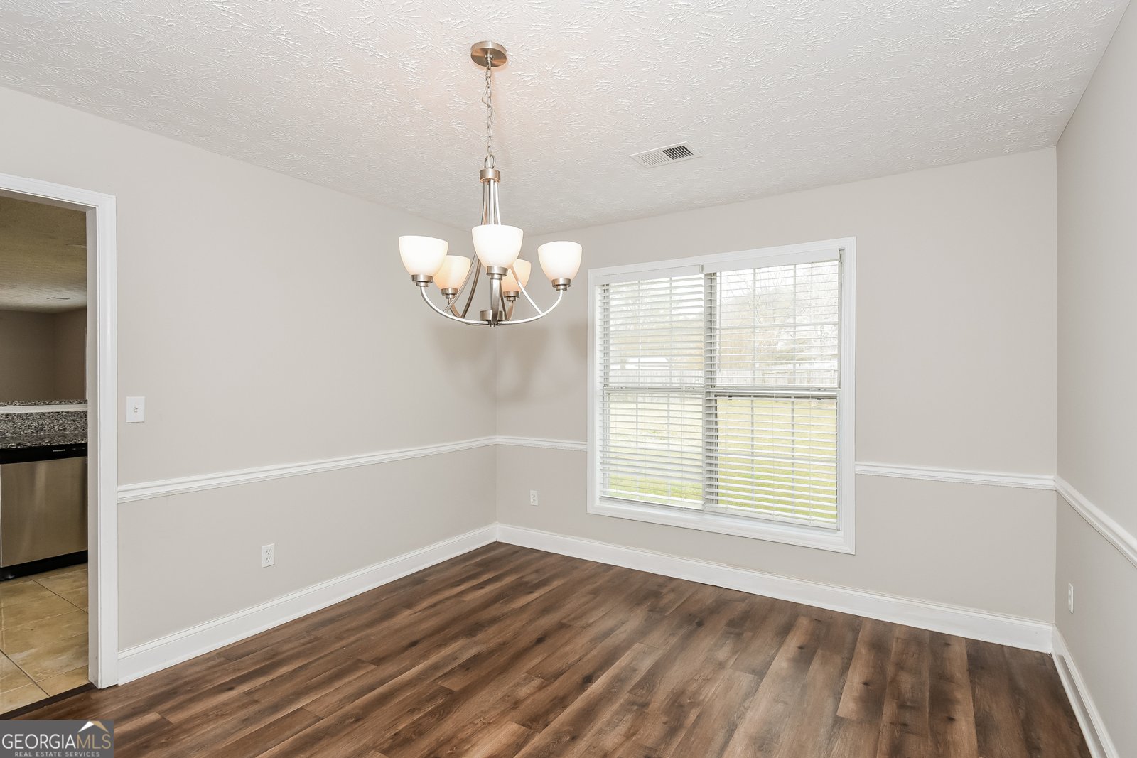 1719 Mission Park Court Loganville - Photo 8