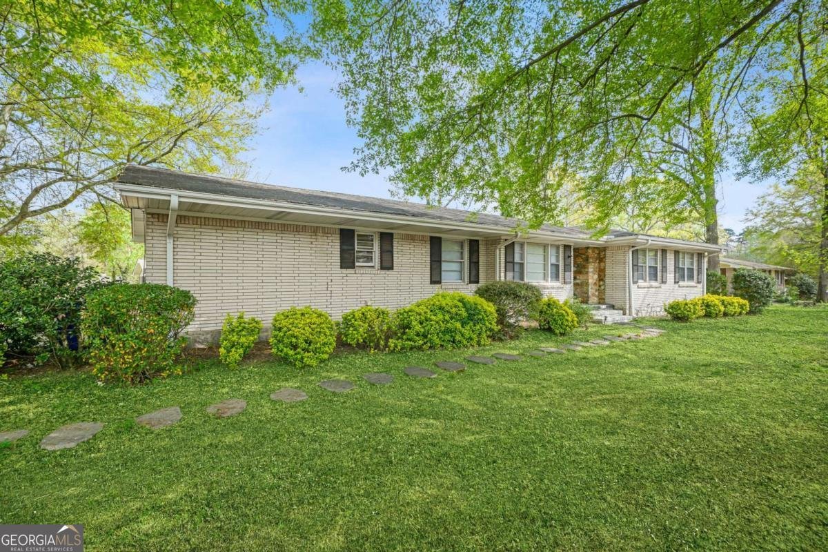 1393 Idlewood Road Tucker - Photo 7