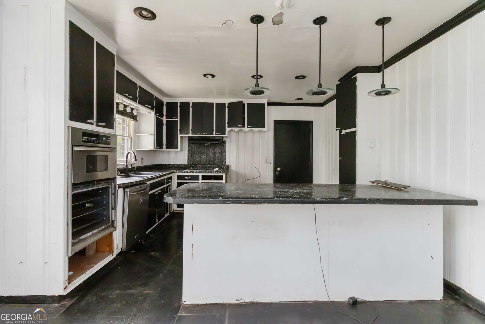 668 Lynn Circle Atlanta - Photo 11