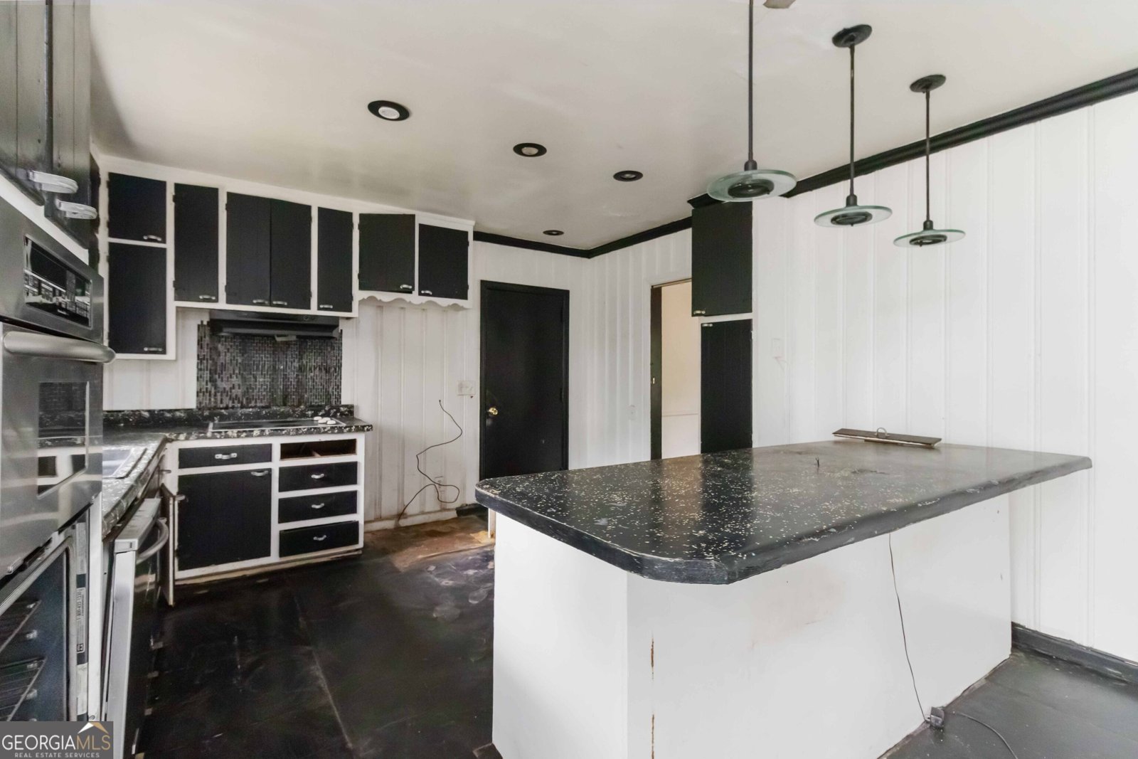 668 Lynn Circle Atlanta - Photo 12