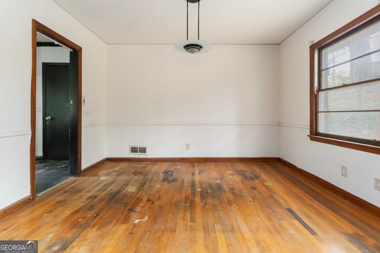 668 Lynn Circle Atlanta - Photo 9