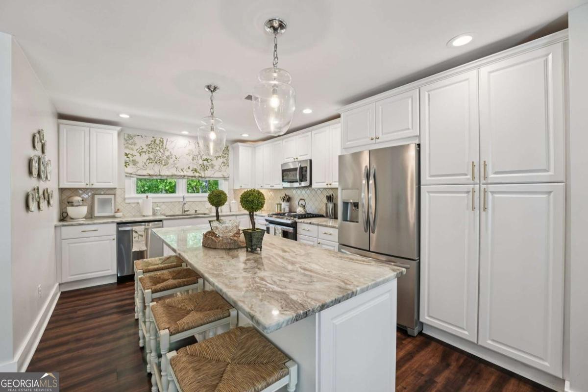 649 Radford Circle Woodstock - Photo 19