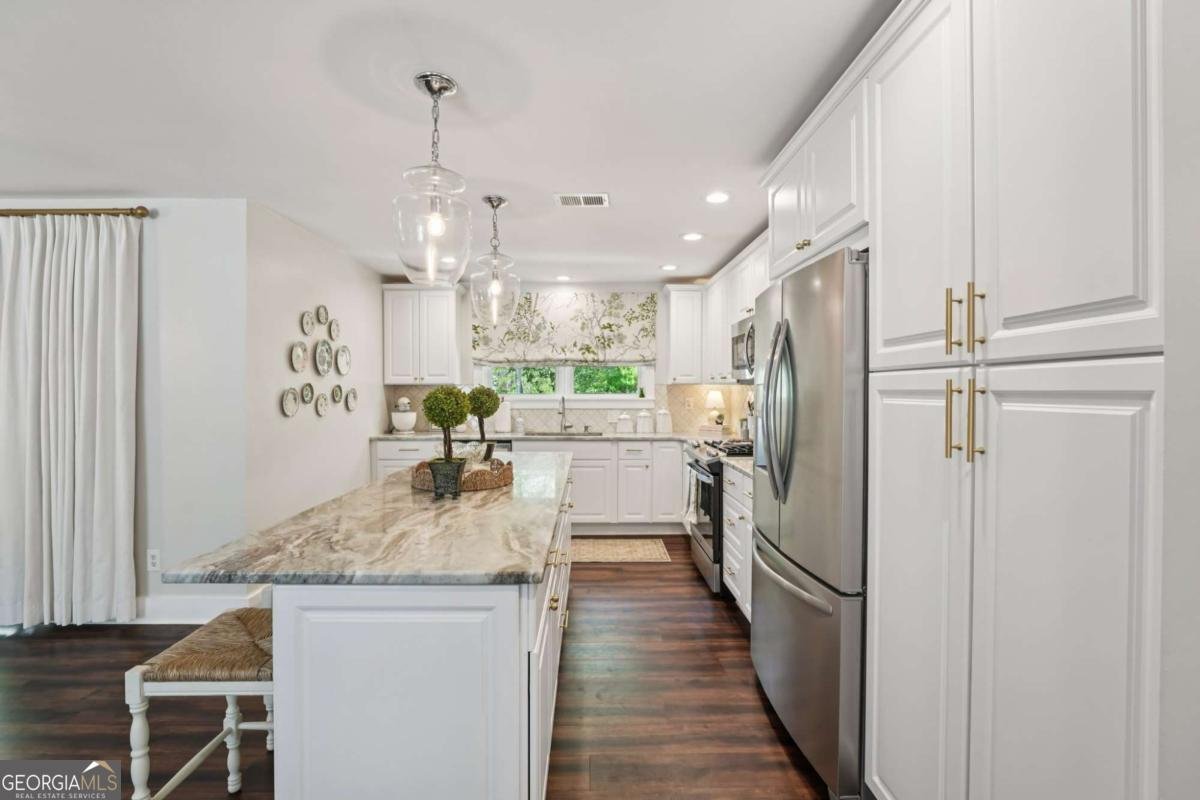 649 Radford Circle Woodstock - Photo 20