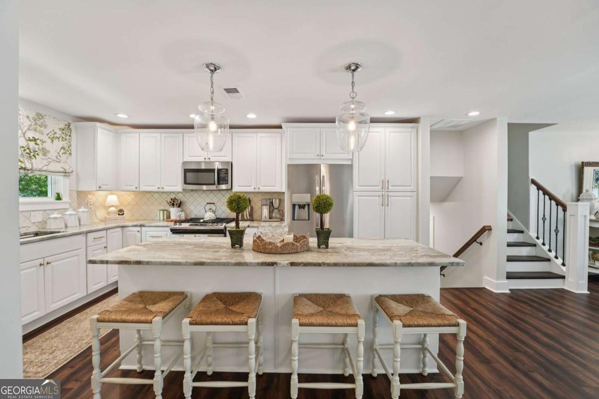 649 Radford Circle Woodstock - Photo 22