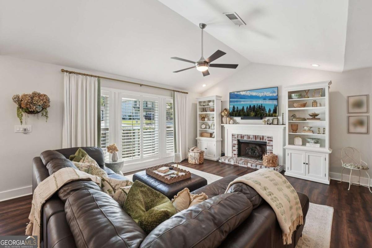 649 Radford Circle Woodstock - Photo 9