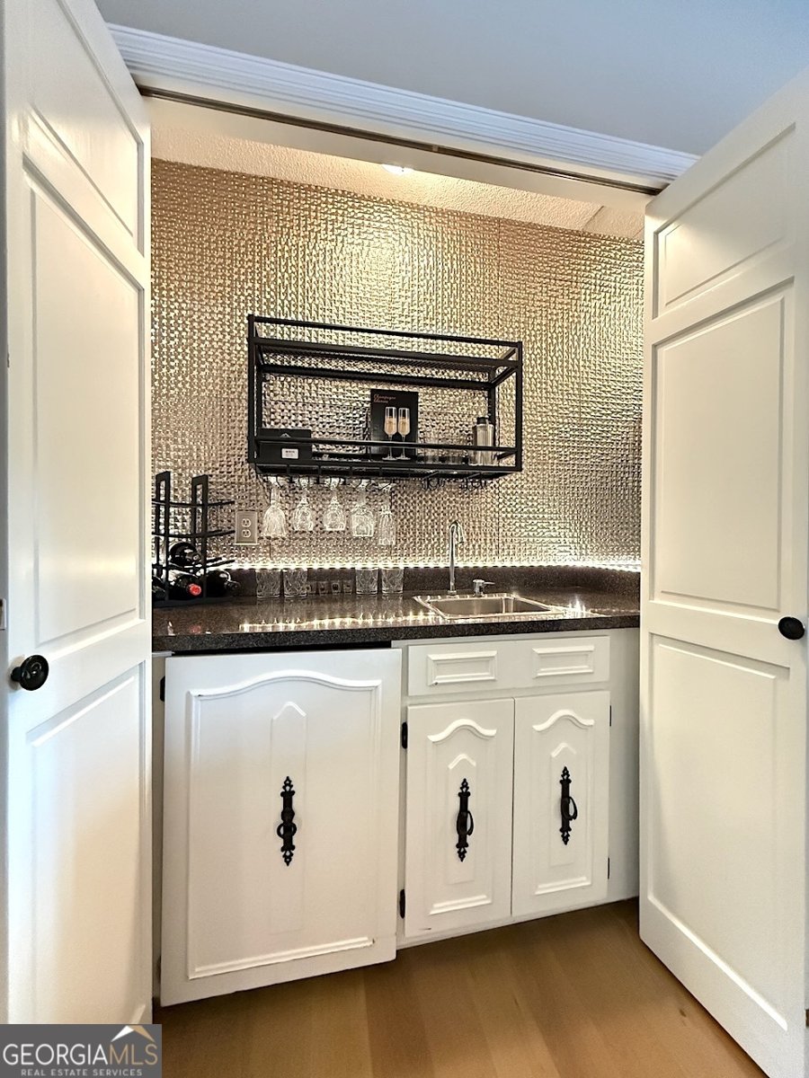 6827 Trapper Way Midland - Photo 9