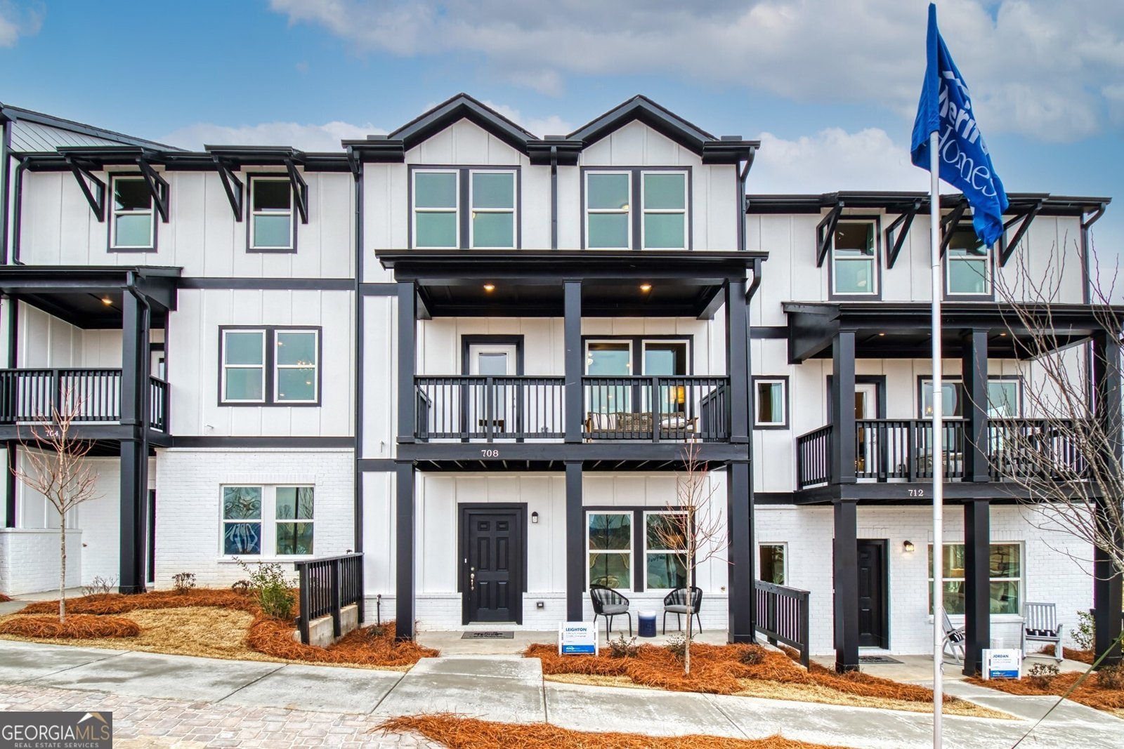 708 Mulberry Circle Woodstock - Photo 1